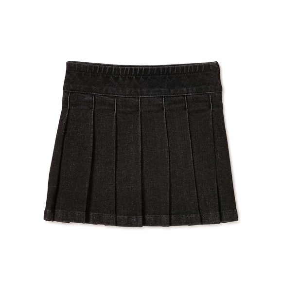 Garanimals black pleated skirt with shorts, 5T - Picture 2 of 9